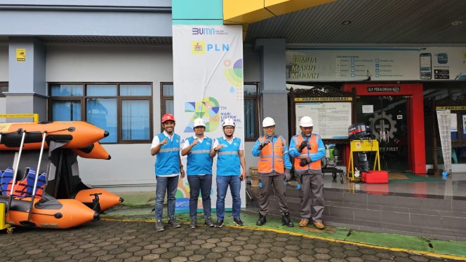 
					Siagakan 205 Personel, PLN UP3 Pekalongan Berkomitmen Jaga Keandalan Listrik Saat Nataru