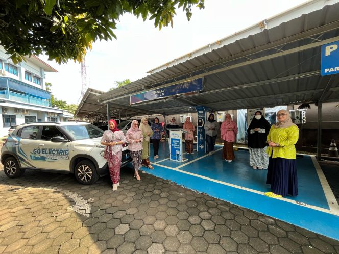
					Srikandi PLN Pekalongan, Kartini Kelistrikan yang Mendukung Ekosistem Electric Vehicle Melalui Kampanye Ketersediaan SPKLU