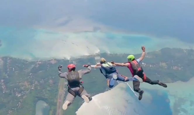 
					Meriahkan Hari Lahir Pancasila, PLN Jaga Pasokan Listrik Karimunjawa International Skydiving & Adventure (KISA) 2025
