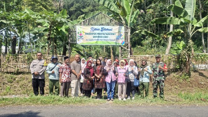 
					Junjung Semangat Kemerdakaan dalam Mengupayakan Pemberdayaan Masyarakat & Lingkungan, KWT Srikandi Asri Gelar Pelatihan Pengolahan Kebun Organik