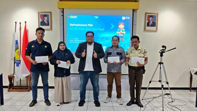 
					PLN UP3 Kudus Tingkatkan Layanan Melalui Refreshment PS4 di Hari Pelanggan Nasional 2025